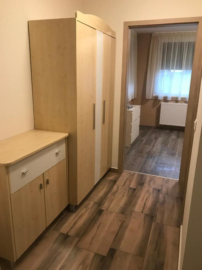 凯斯特海伊Jada Lakas公寓 外观 照片